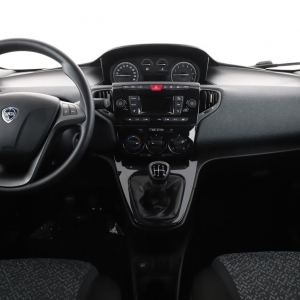 LANCIA - YPSILON