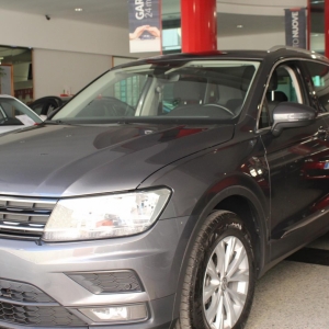 VOLKSWAGEN - TIGUAN