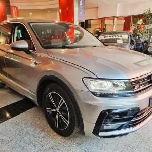 VOLKSWAGEN - TIGUAN