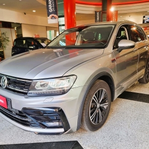 VOLKSWAGEN - TIGUAN