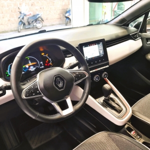 RENAULT - CLIO