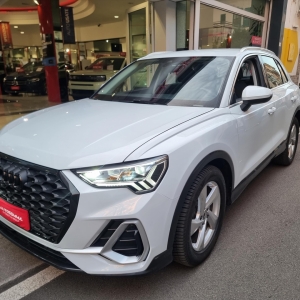 AUDI - Q3