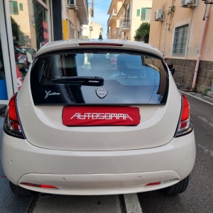 LANCIA - YPSILON