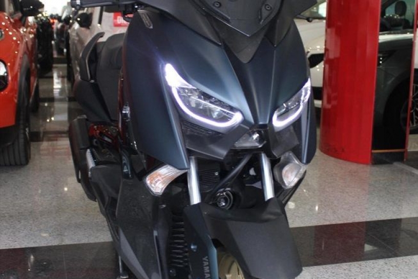 YAMAHA - X-MAX