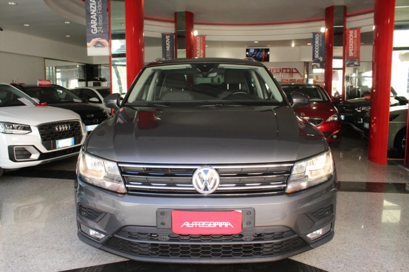 VOLKSWAGEN - TIGUAN