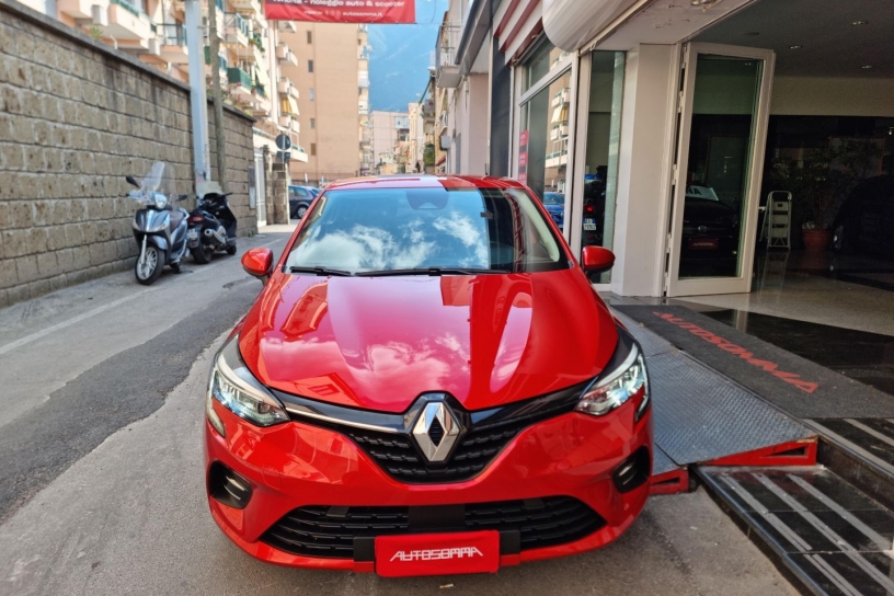 RENAULT - CLIO