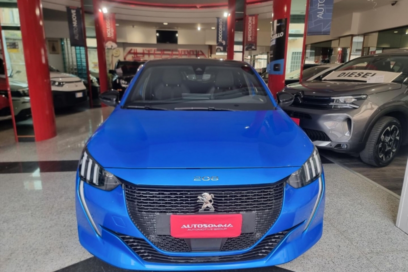 PEUGEOT - 208