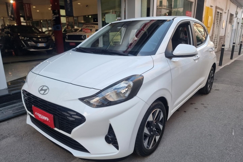 HYUNDAI - I 10