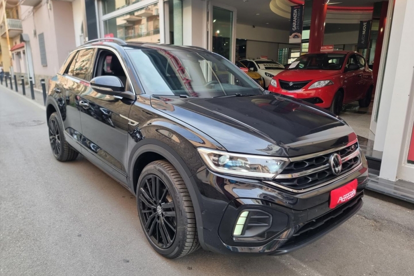VOLKSWAGEN - T-roc